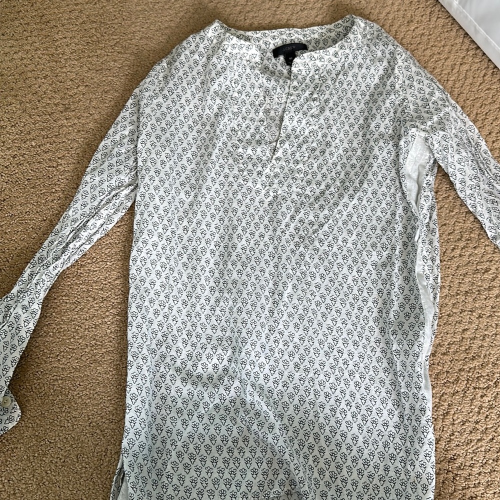 J crew v neck cotton blouse